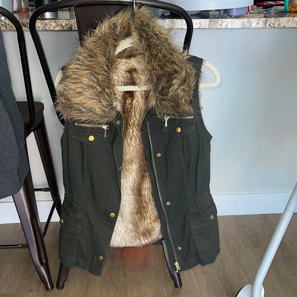 Reversible fur vest